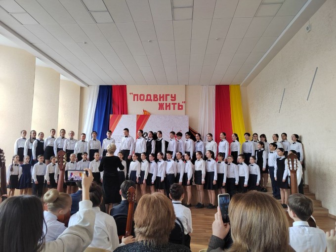 Музыка Баха на осетинской гармошке. Музыка Баха на осетинской гармошке.